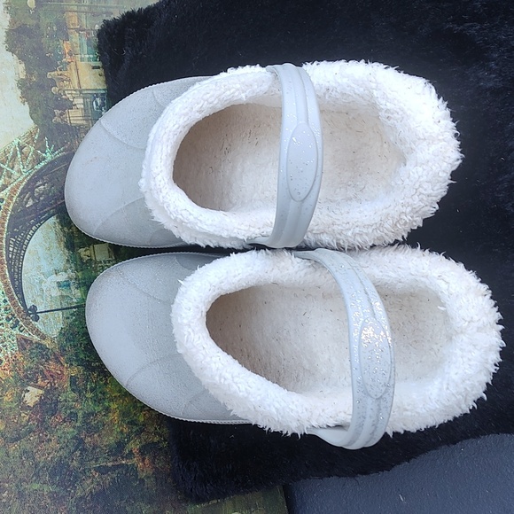 SILVER SHOES - Picture 4 of 7